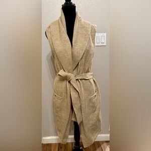 White House Black Market Tan Sweater Vest